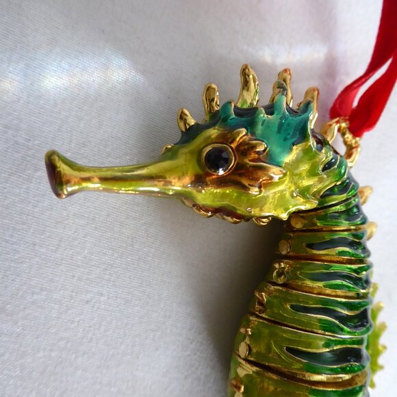 NEW 4.5” CLOISONNE GOLD METAL ENAMEL JOINTED SEAHORSE CHRISTMAS ORNAMENT - Picture 7 of 14